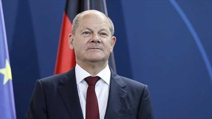 Almanya Başbakanı Scholz: NATO zirvesinden beraberlik ve denge sinyali çıkacak