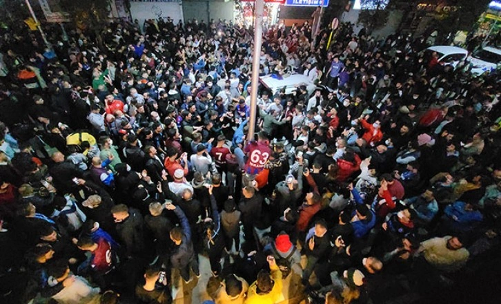 Beşiktaş galibiyeti sonrası Trabzon’da coşkulu kutlama