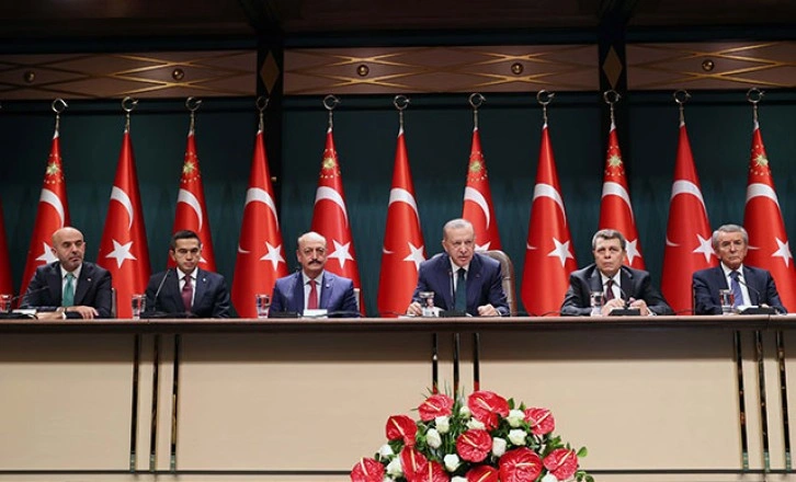Cumhurbaşkanı Erdoğan: Asgari ücret 4 bin 250 lira olarak uygulanacaktır