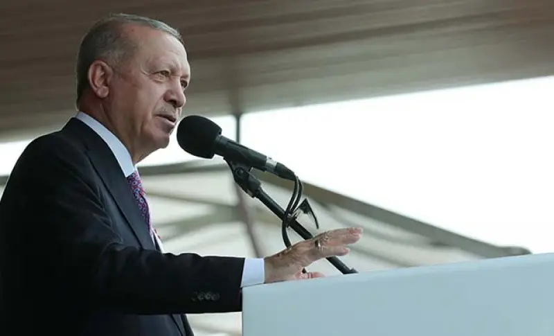 Erdoğan: FETÖ ile irtibatı olan 21 bin TSK mensubunun orduyla ilişiğini kestik