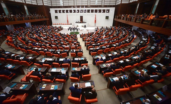 HDP'nin yurtlara ilişkin önergesi reddedildi