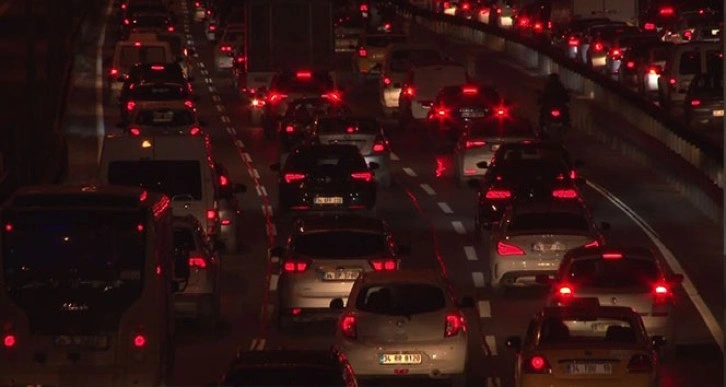 İstanbul’da trafik yoğunluğu yüzde 81’e ulaştı