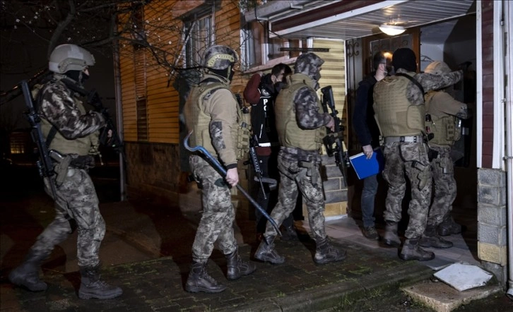 İstanbul'da uyuşturucu operasyonunda 25 adrese dominant yapıldı