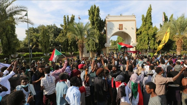 Sudan'da "askeri darbe" karşıtı protestolarda geberik sayısı 46'ya yükseldi