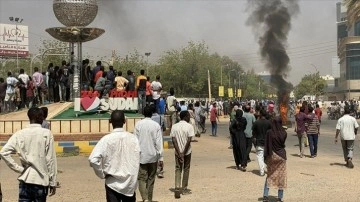ABD, Sudan'daki çarpış girişimine tepkime kendisine 700 milyon dolarlık katkısı askıya aldı
