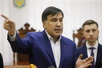 Açlık grevini sürdüren eski Gürcistan Cumhurbaşkanı Saakaşvili'ye kan nakli