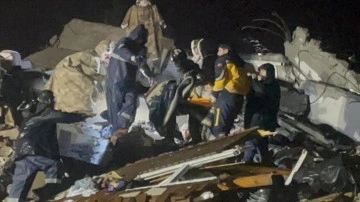 Adıyaman ve Diyarbakır'da yıkılan yapının enkazından kestirmece 20 sayaç sonradan 3 insan kurtarıldı