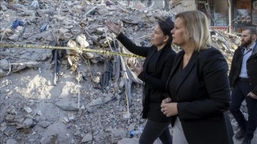 Almanya Dışişleri Bakanı Baerbock: Deprem felaketinin boyutu kelimelerle anlatım edilemez