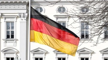 Almanya Esed diyetinin doktorunu işkenceden yargılamaya başladı