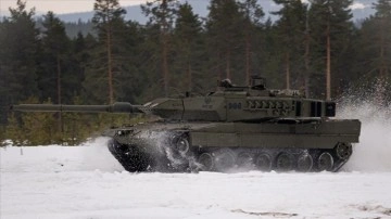 Almanya, Polonya'nın Ukrayna'ya Leopard tankı vermesine yeşil enerji yaktı
