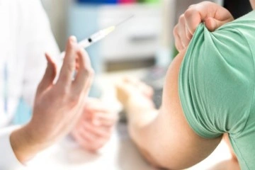 Almanya Sağlık Bakanı Lauterbach: 'Yeterli Covid-19 aşısına sahip değiliz'