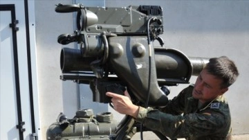 Almanya'nın Ukrayna'ya tanksavar verilmesine izin vereceği iddiası