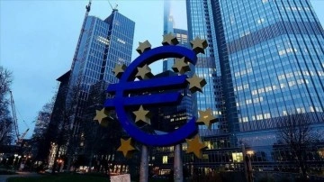 Avrupa Merkez Bankasından 'Enflasyon hâlâ da artacak' uyarısı