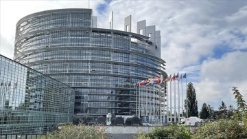Avrupa Parlamentosu sıtma sistemini haftanın 3 haset kapatacak
