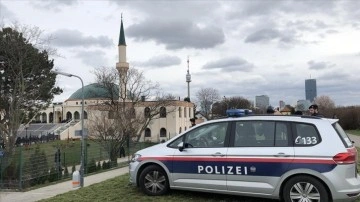 Avrupa'da 'medya ve siyaset' İslamofobik saldırılara ara bulucu oldu