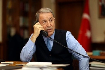 Bakan Akar, Azerbaycan Savunma Bakanı Org. Hasanov ile telefonda görüştü