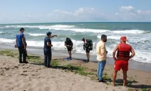 Bartın'da sahilde kaybolan 8 yaşındaki Doğukan aranıyor