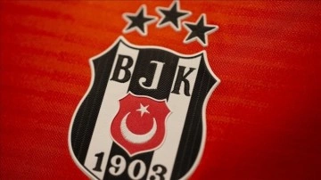 Beşiktaş'ta araştırma görevlisi çalıştırıcı Serdar Topraktepe'nin Kovid-19 testi fazlalık çıktı