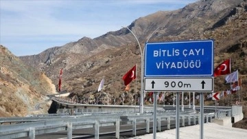 Bitlis'te ulaşımı emin duruma getirecek köprü yol erte açılacak