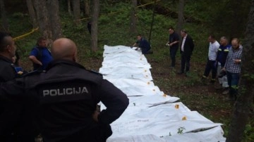 Bosna Hersek'te toplu mezardan Bosna Savaşı'nda öldürülmüş 10 bireyin kalıntıları çıkarıldı