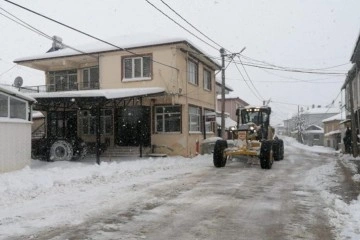 Bursa'da kardan kapanan 169 mahalle yolu ulaşıma açıldı
