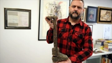 Çanakkale gazisi dedesinin yüzyıllık protez bacağını müzeye bağışladı