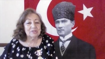 Çocukluğunda tanıştığı, nice kere müşahede fırsatı bulmuş olduğu Atatürk'ü anlattı