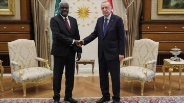 Cumhurbaşkanı Erdoğan, Afrika Birliği Komisyonu Başkanı Mahamat'ı kabul etti