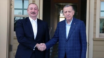 Cumhurbaşkanı Erdoğan, Azerbaycan Cumhurbaşkanı Aliyev ile birlikte araya geldi