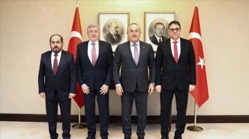 Dışişleri Bakanı Çavuşoğlu Suriye muhalefet liderleriyle birlikte araya geldi