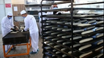 Diyarbakır'da mesleksel terbiye bilimi bilimi meydan hükümlüler günde 15 bin ekmek üretiyor