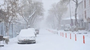 Doğu Anadolu derin karla ilkbaharda baştan beyaza büründü