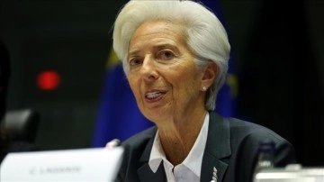 ECB Başkanı Lagarde, faiz artırımı düşüncesince bu sene çelimli müşterek belki bulunduğu sinyalini verdi