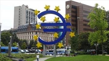 ECB’den 'yükselen hane tutarları mali istikrarın uğrunda muhatara oluşturuyor' uyarısı
