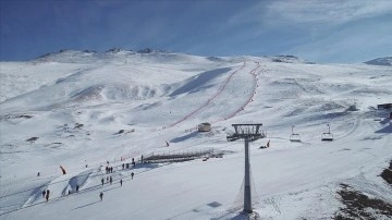 Erzurum'da düzenlenecek "2023 ISF Kış Oyunları"na 23 ülkeden 400 sportmen katılacak