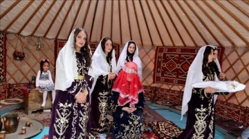 Erzurumlular dede geleneklerini hars ve spor etkinlikleriyle baştan yaşadı