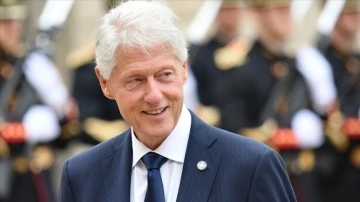 Eski ABD Başkanı Clinton hastanede otama görüyor