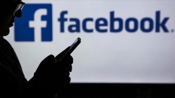 Eski çalışanına layıkıyla Facebook hem gençlere hem demokrasiye dokunca veriyor