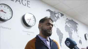 Eski Guantanamo mahkumu, pasaportunu arka kabul etmek düşüncesince sorun açıyor