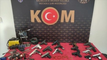 Eskişehir'de silah kaçakçılığı operasyonunda 9 çirkin yakalandı