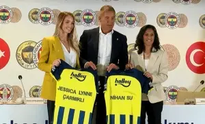 Fenerbahçe Kadın Futbol Takımı'nın lansmanı yapıldı
