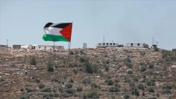 Filistin'den Yahudi yerleşimcilerin saldırılarının 'şiddet döngüsüne defa açacağı' uya