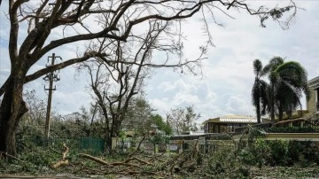 Fiona Kasırgası'nın vurmuş olduğu Porto Riko'da 588 bin ferdin elektriğe erişimi yok