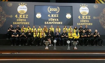 FIVB Kadınlar Dünya Kulüpler Şampiyonu VakıfBank, basınla bir araya geldi