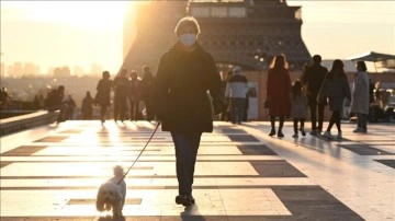 Fransa'da boğunuk bölgelerde maske zorunluluğu 14 Mart'ta kaldırılıyor
