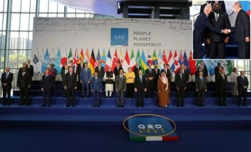G20 Liderler Zirvesi’nde aile fotoğrafı çekimi