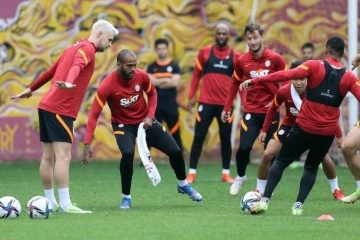 Galatasaray, milli takımlardaki oyuncularından yoksun çalıştı