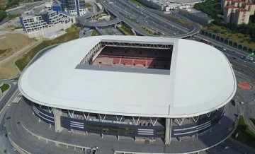 Galatasaray'da stat isim sponsorluğu anlaşması imzalandı