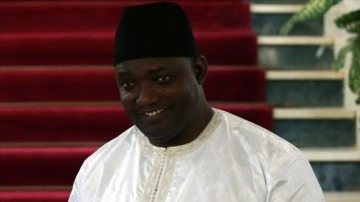 Gambiya'da Barrow baştan Cumhurbaşkanı seçildi