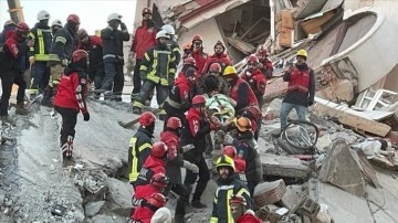 Gaziantep'te 2 ad depremden 76 zaman sonradan enkazdan kurtarıldı